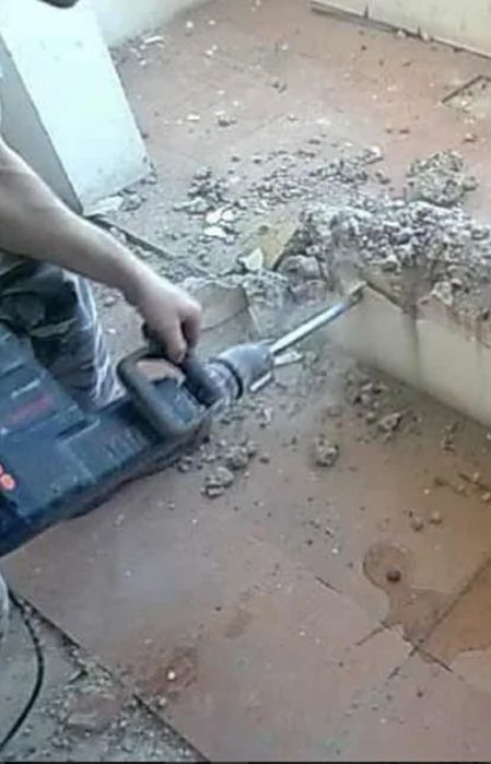 Кърти Чисти Изводва