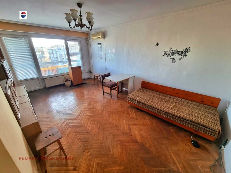 Продава се Четиристаен апартамент в Русе, Възраждане - 95 кв.м за 553 €/кв.м - Снимка #11