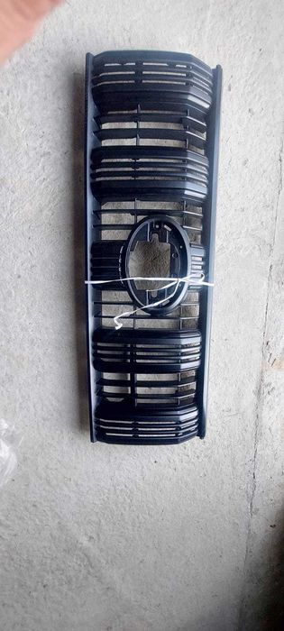 Решетка радиатора Toyota Prado_150