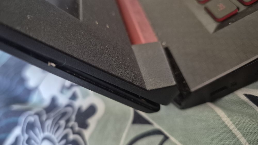 Laptop Acer Nitro 5 (cu defecte)