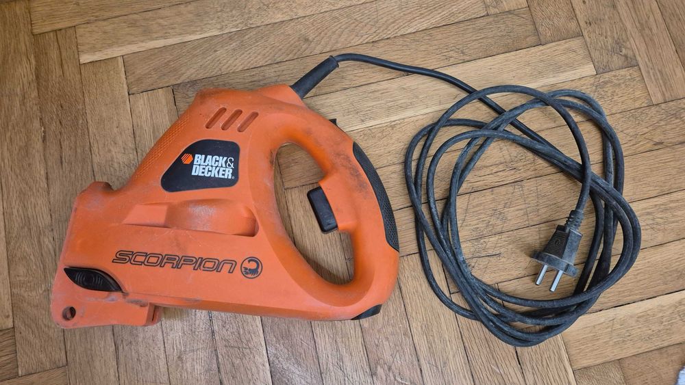Електрически трион Black & Decker Scorpion KS890E