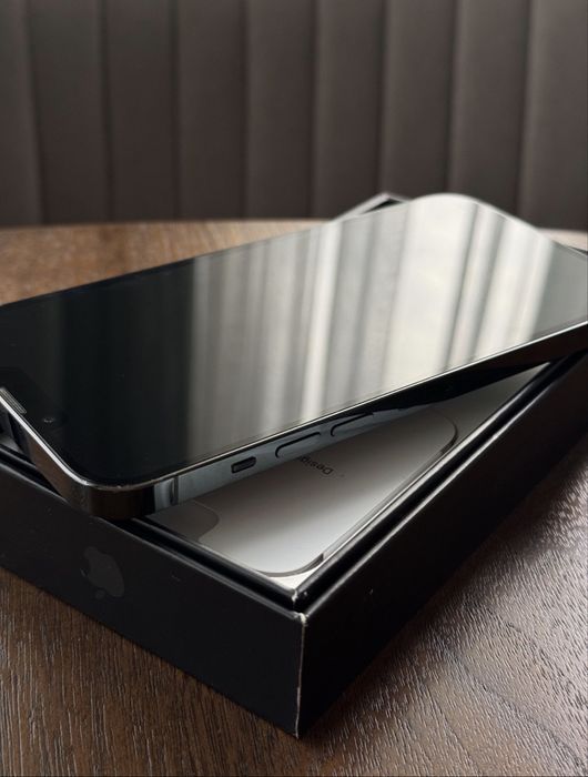 IPhone 13 Pro 256Gb.         100% аккумулятор