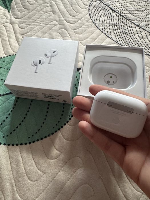 Airpods 2 pro noi noute