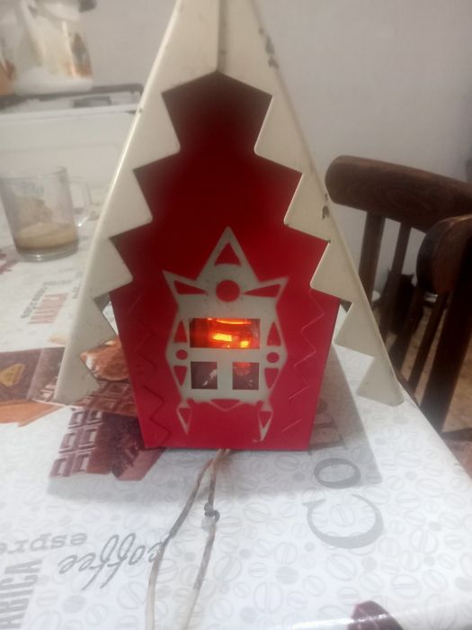 Продам домик для гирлянды.