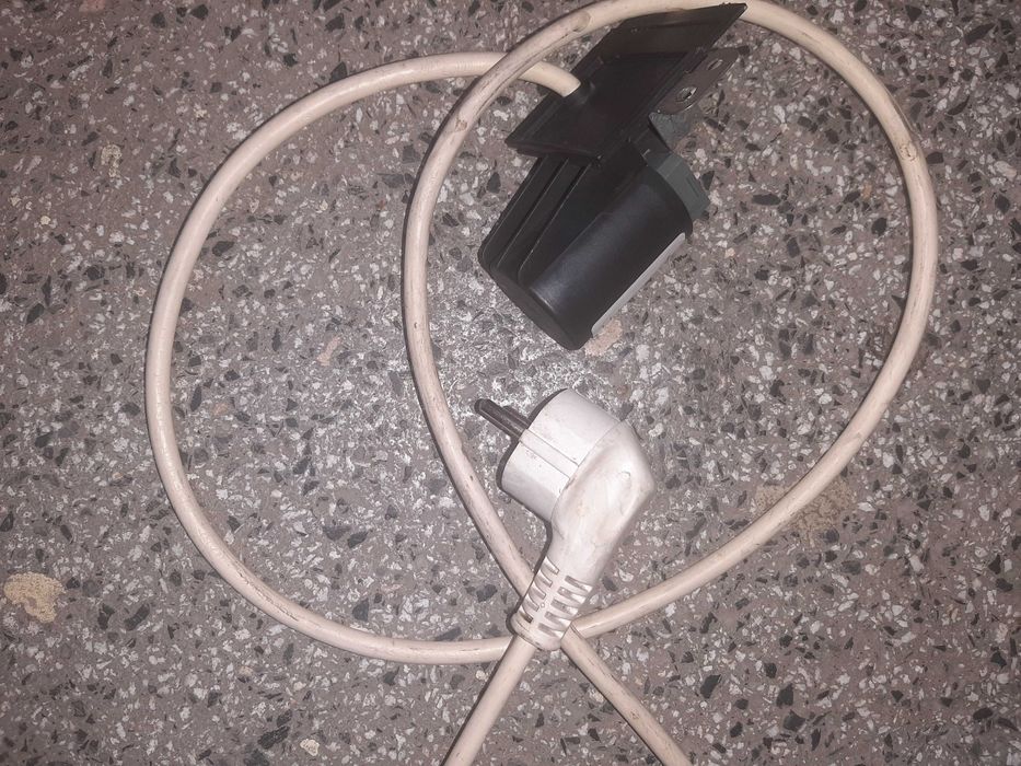 Захранващ кабел от пералня ariston avl 95