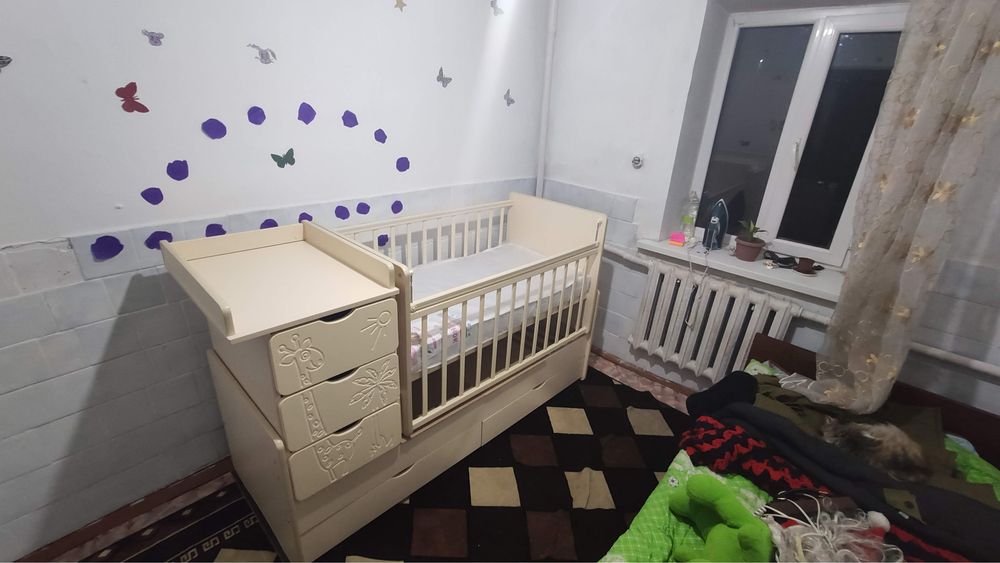 Продам срочно Кровать детскую бу