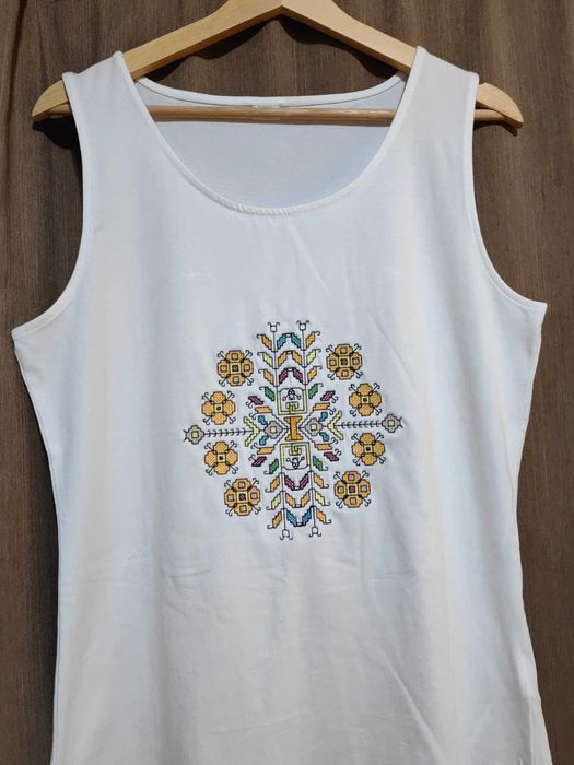 Тениски с бронирани шевици