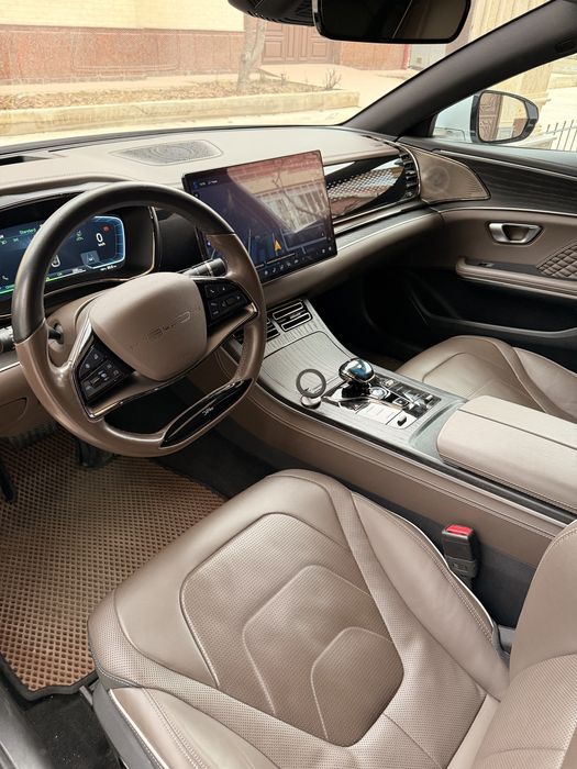 Byd Han 705км Официальный