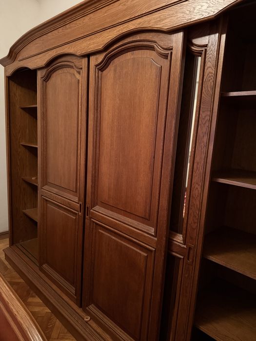 Mobila dormitor lemn masiv, ca nou ( comoda cadou)