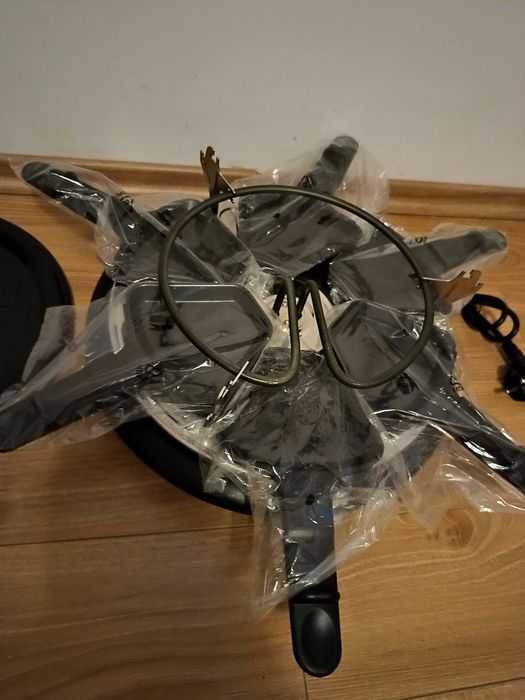 Gratar de masa/Grill electric Nou 6 Raclete Cu Plita 900 watti