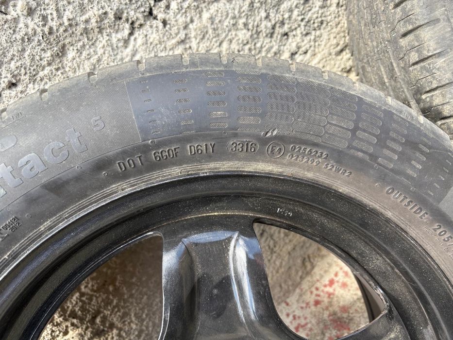 Jante originale DACIA cu anvelope Continental 205/55 R16 noi