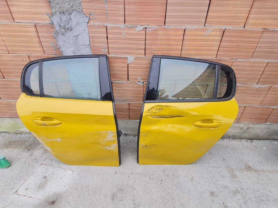 Задни врати peugeot 208