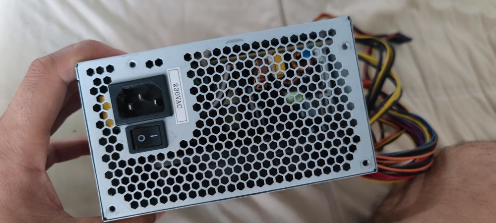 Блок питания на компьютер