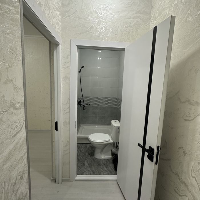 Водникда 1 хонали новостройка сотилади. Куйлик бозорига якин. 26 000 $