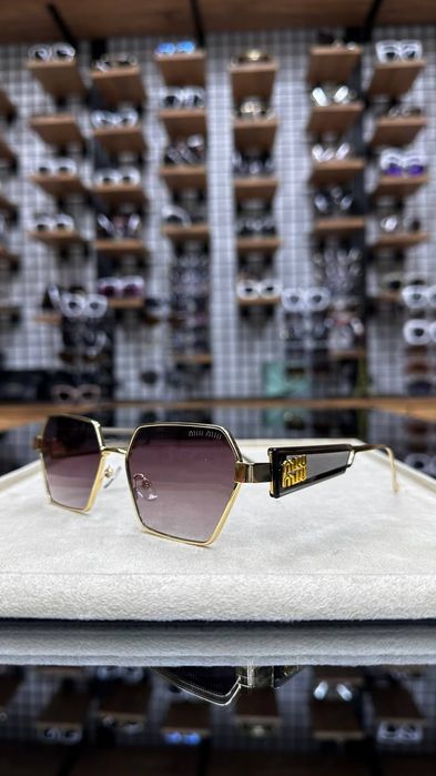 Дамски слънчеви очила