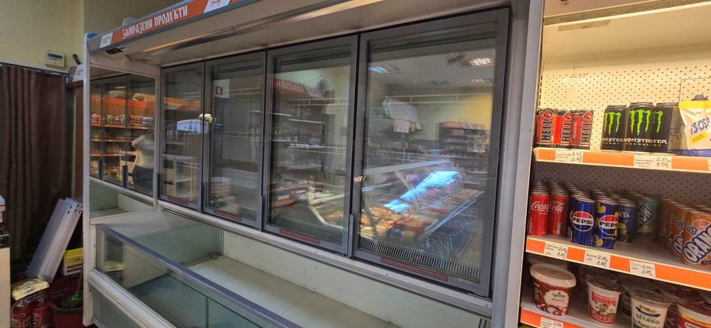 Минусова витрина Hauser RM-H, 261 см, 4 врати и долна ракла, за хладилна централа