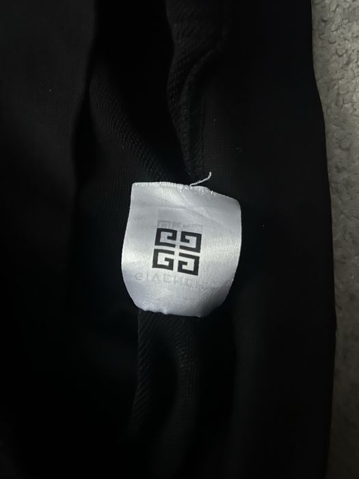 hanorac givenchy