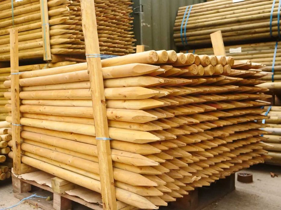 Stalpi din lemn rotund calibrat natur sau tratat