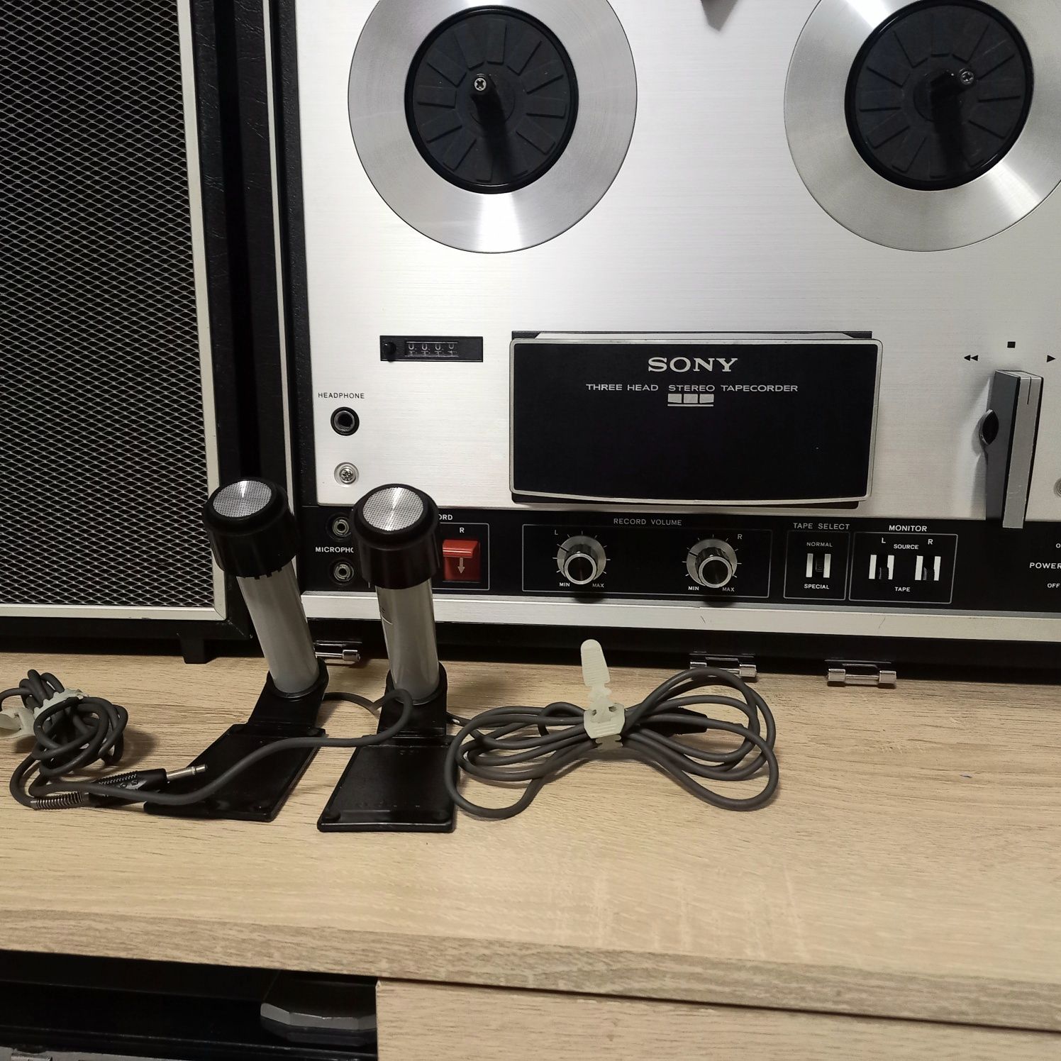 Sony TC-570 three head stereo tape recorder