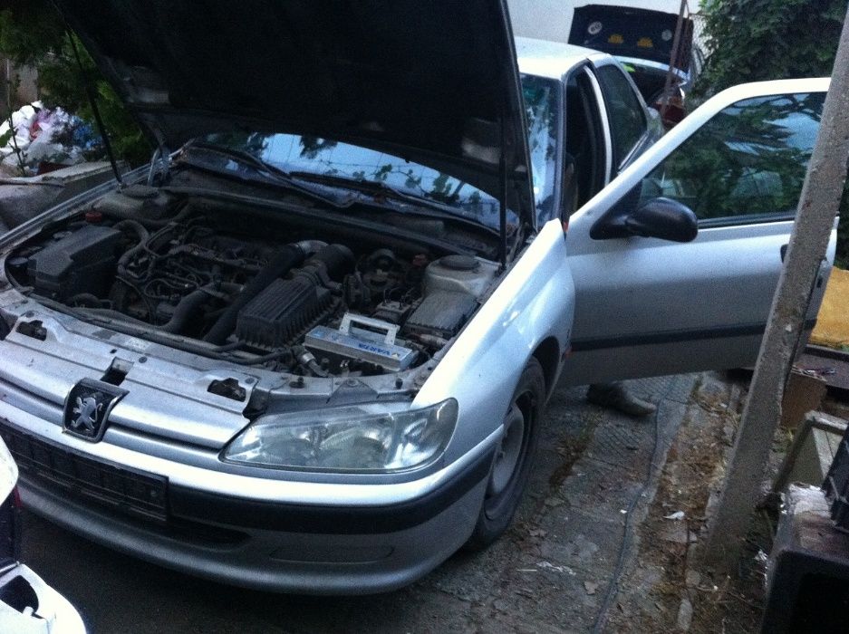 Продавам пежо 406 на части peugeot 406