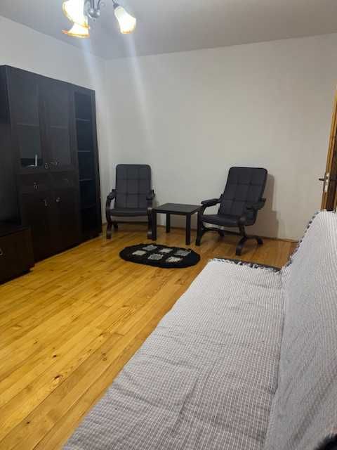 inchiriere apartament 2 camere decomandat ,Micro 3