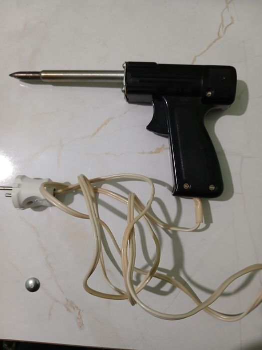 Паяльник продаётся