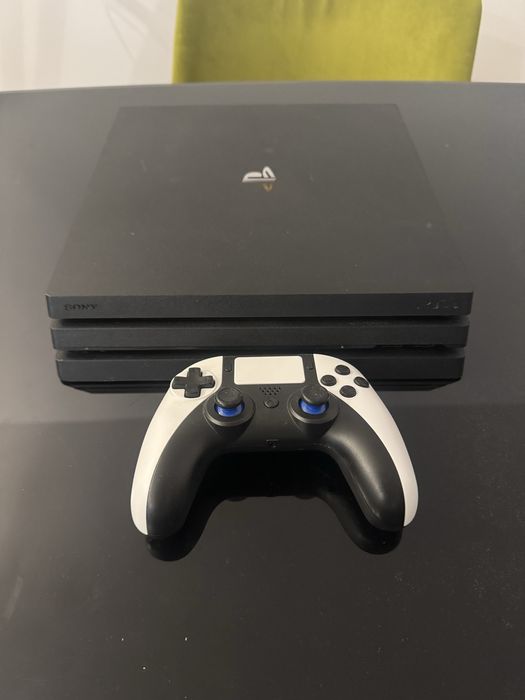 Playstation PS 4 PRO 1tb