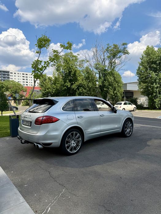 PORSCHE Cayenne 2011 — imagine 3