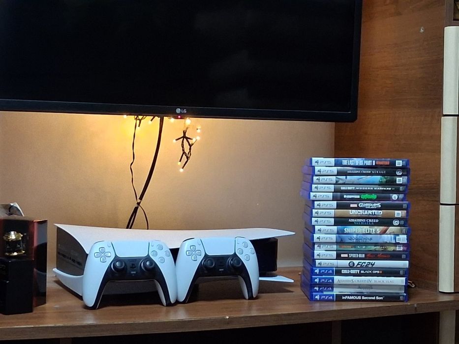 Vănd ps 5 cu 40 jocuri