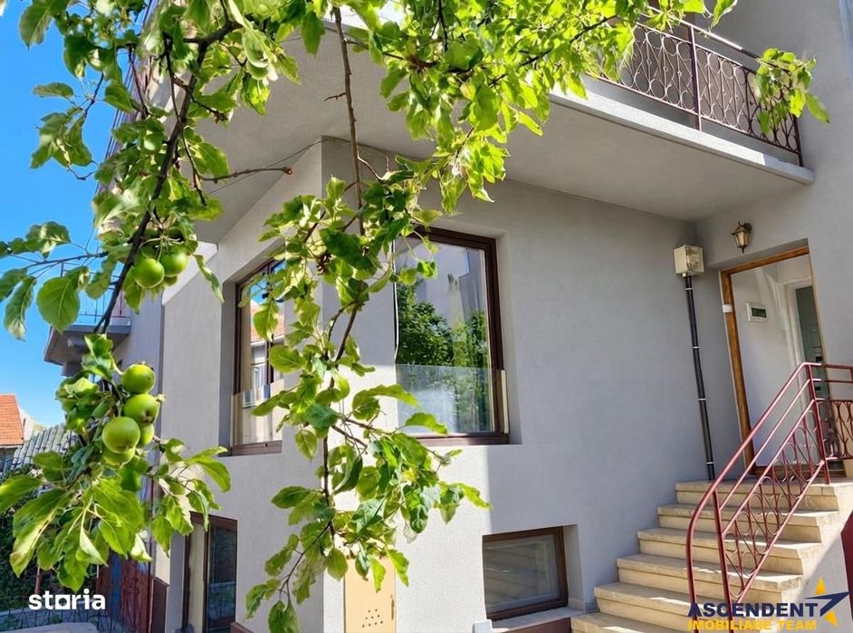 Casa cu 2 locuri de parcare in curte proprie, Stil vintage, Zona STAR