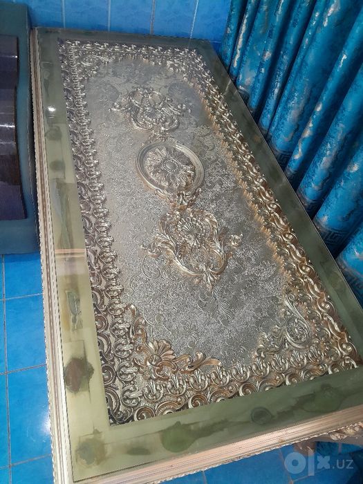 Stol ustar narx kelishiladi