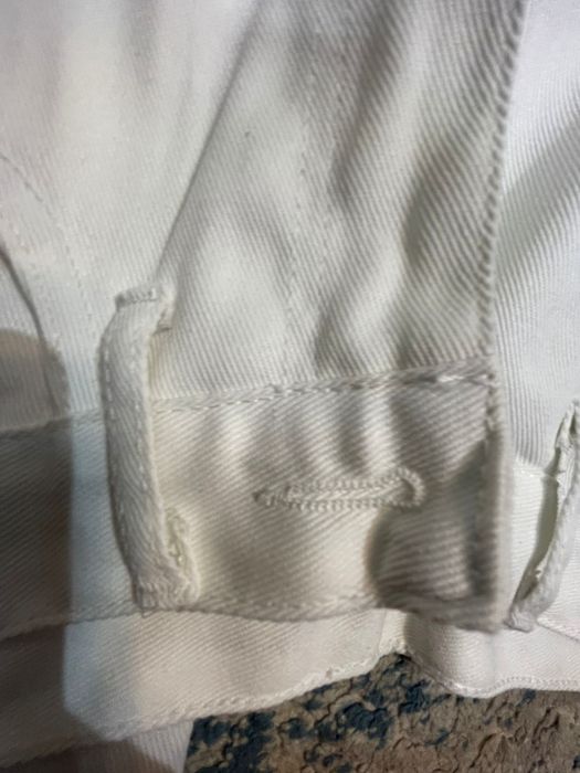 Белые джинсы новые