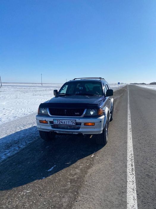 Продам mitsubishi montero sport