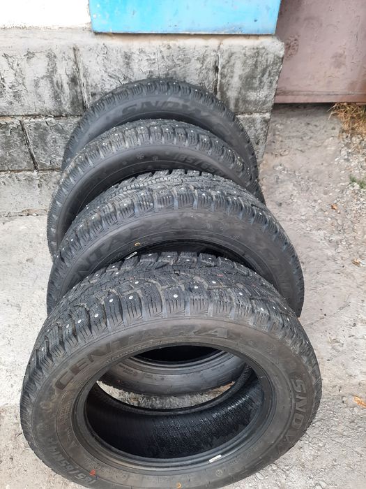 Комплект колёс R14 шипованные