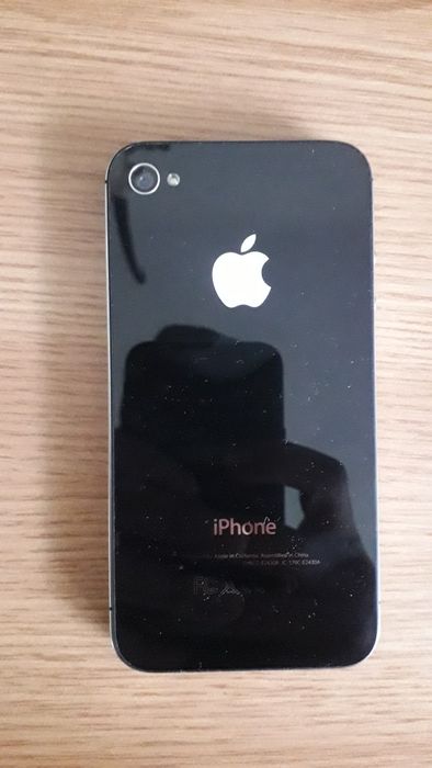 Vand Iphone 4s de colecție