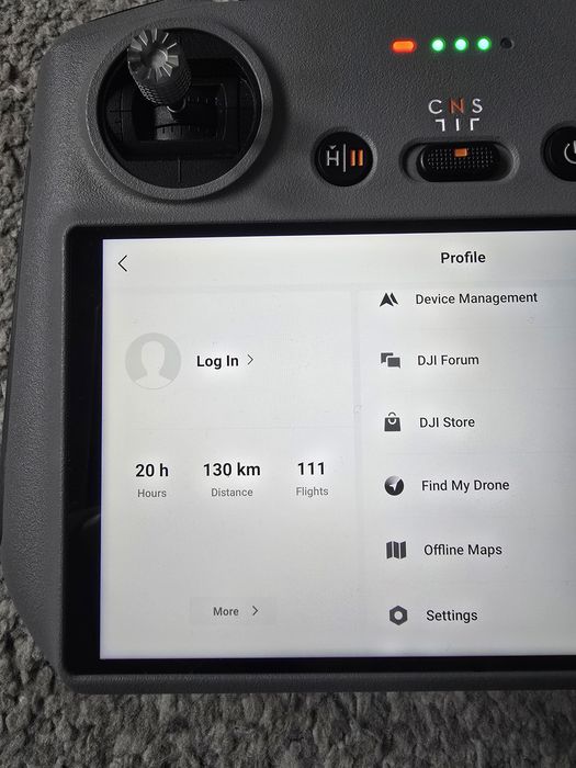DJI mini 4 pro + Fly More Combo + DJI Care 08.2026