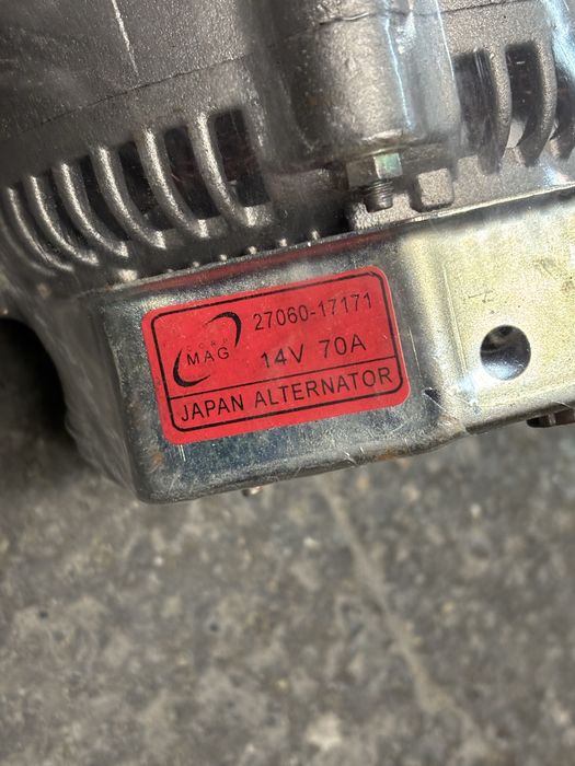 Генератор ланд крузер 80/100 4.2