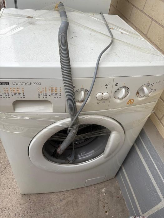 продам  холодильник  40 тыс