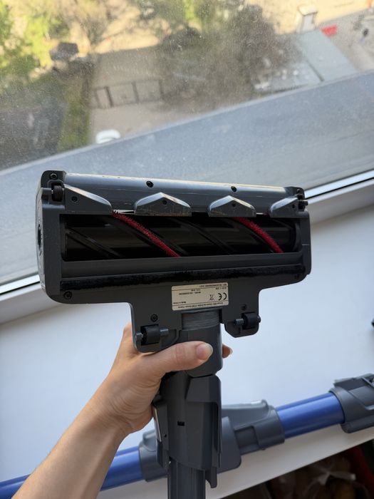 Пылесос Tefal вертикальный