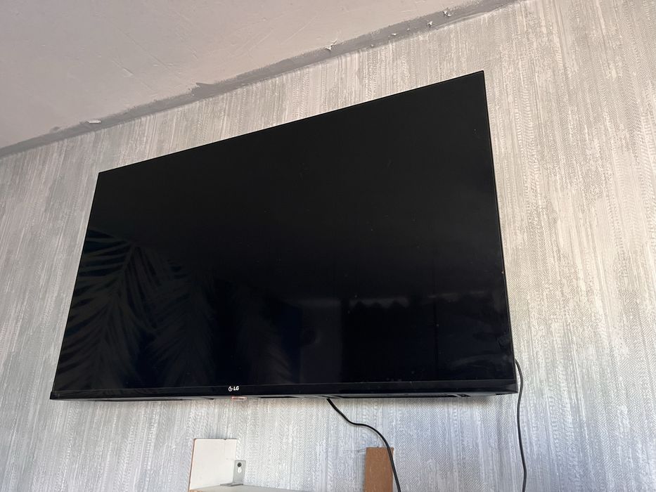 Продам телевизор