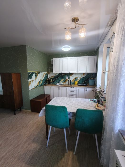 Продаём трёхкомнатную квартиру