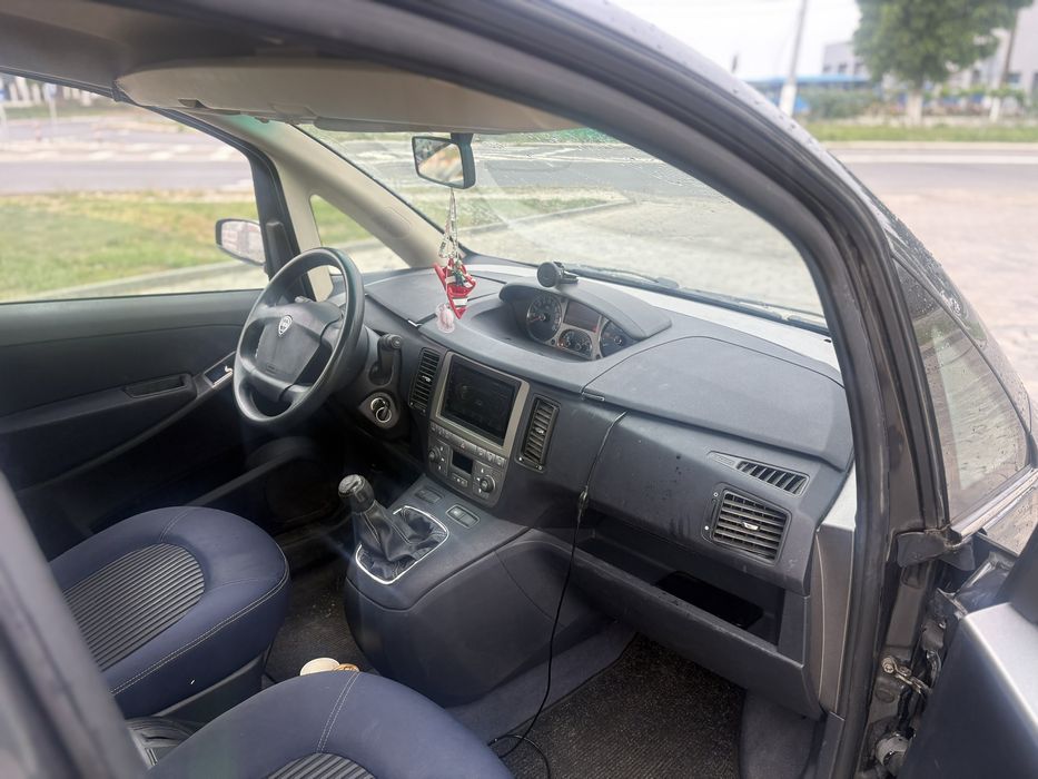Lancia musa 1.3 disel 2010
