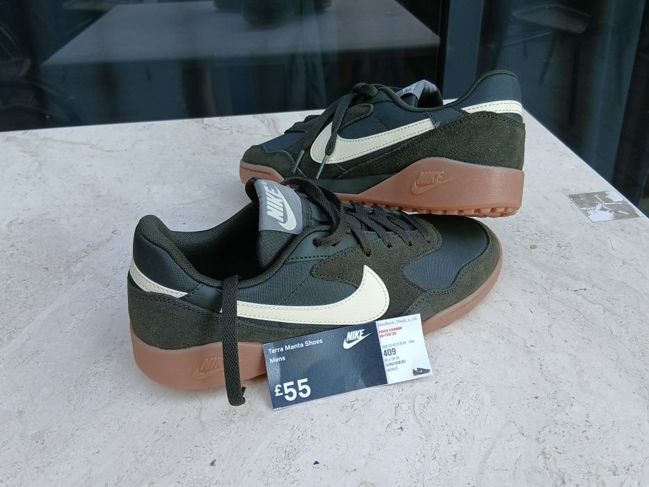 Adidași Nike numărul 41