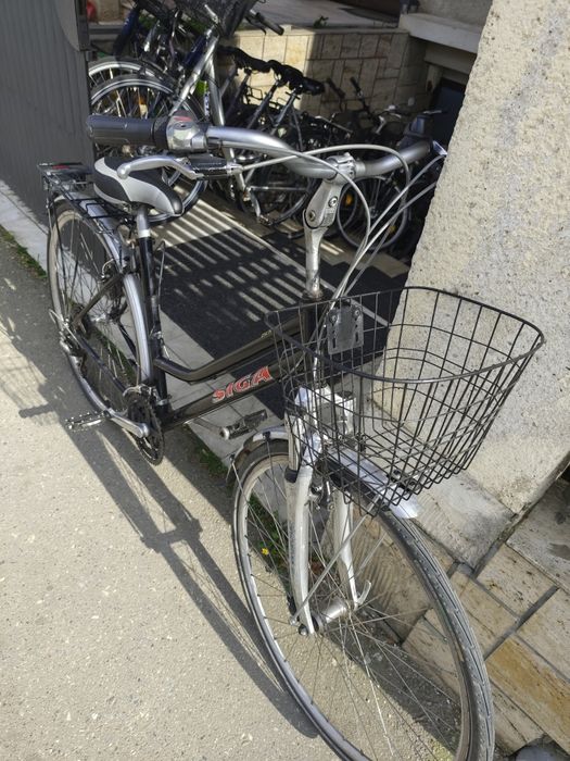 Damă 28 cu 21 viteze