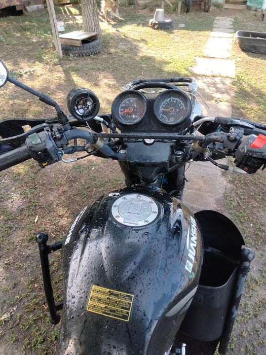 Продам мотоцикл 200