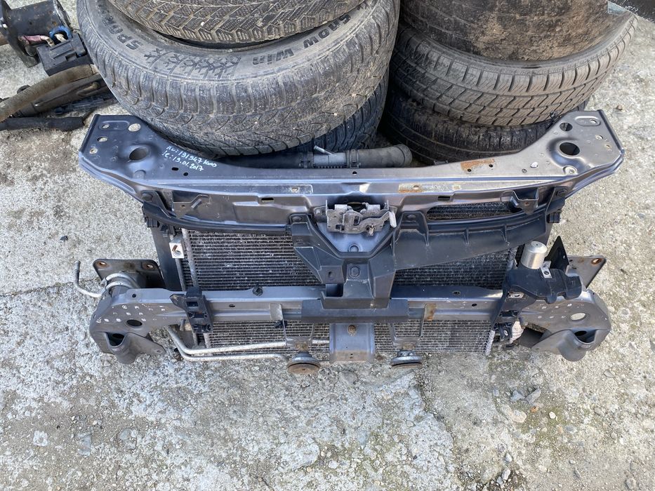 Trager Complect Citroen Ccrosser 2.2HDI Pret 1000 lei