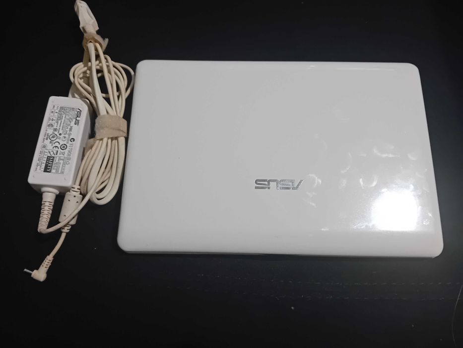 лаптоп на части Аsus Еee pc1005p 10 инча