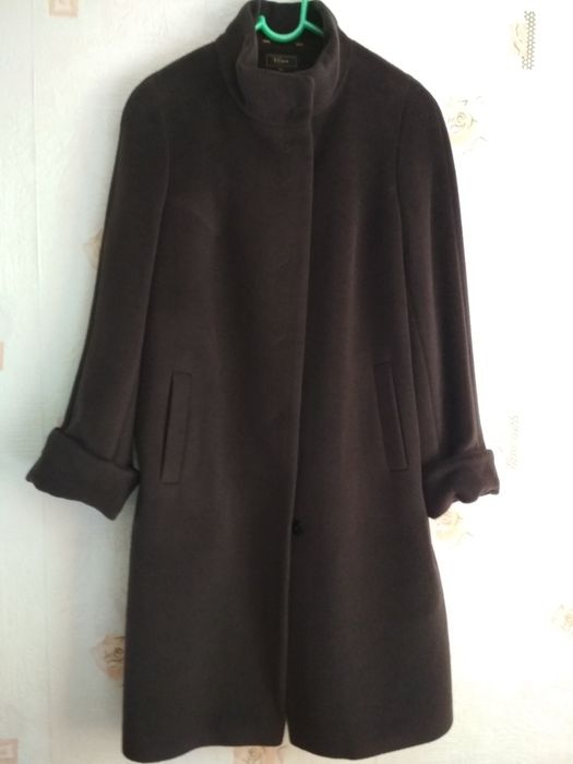 Продаю женское пальто