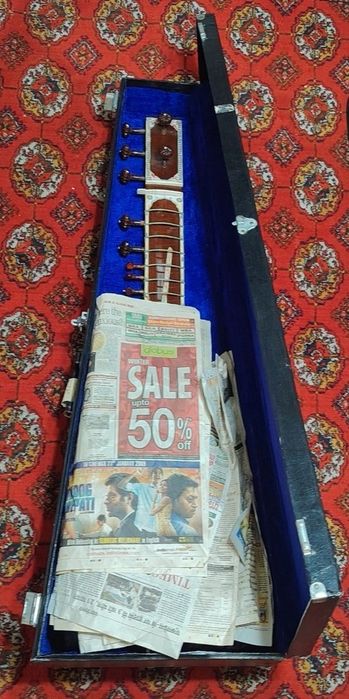Tor Sitar sotiladi .