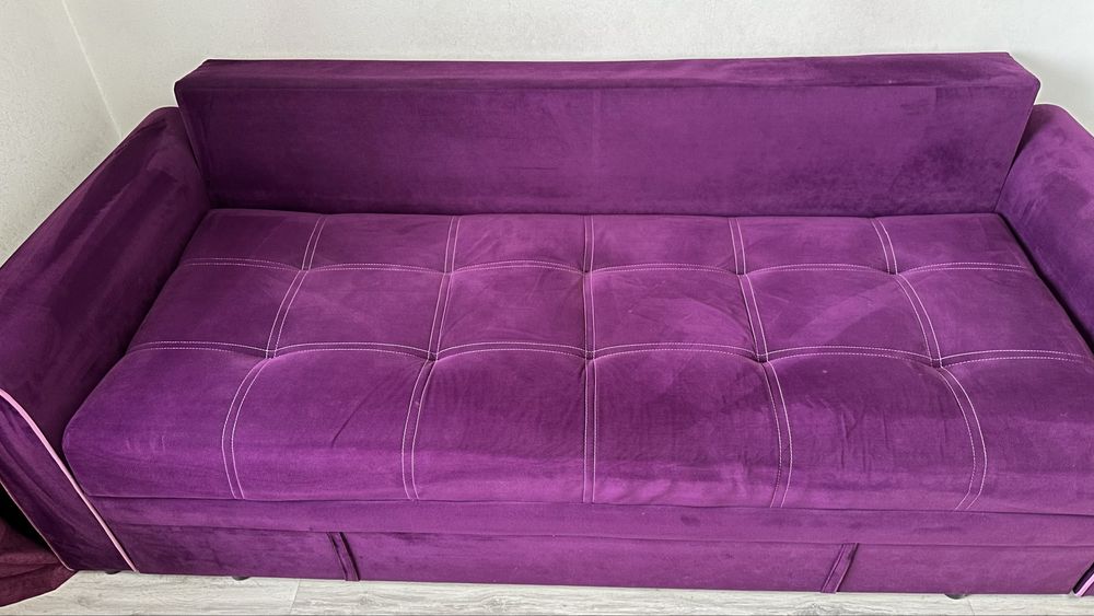 Продам диван в отличном сочтоянии